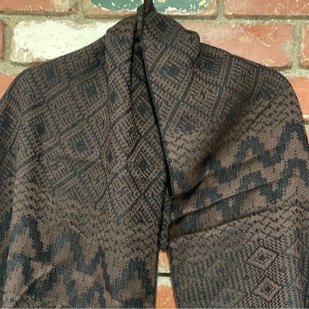 The Kooples Wool Scarf. In Excellent Condition. - Picture 2 of 4